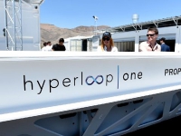Компания Hyperloop One подала в суд на своего основателя