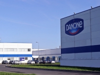 Апелляция подтвердила отмену оборотного штрафа Danone за резкое снижение цен при закупке молока