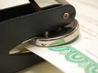 Правительство поделило между ведомствами функции по проставлению апостиля